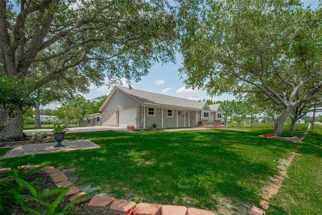 9526 Sandy Lane, Manvel, TX 77578