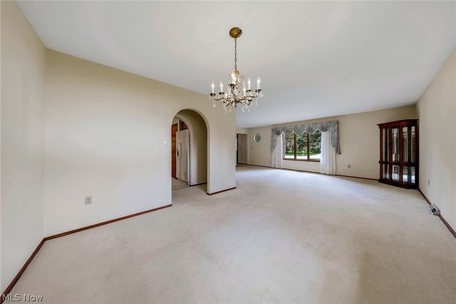 9841 Applewood Drive, North Royalton, OH 44133