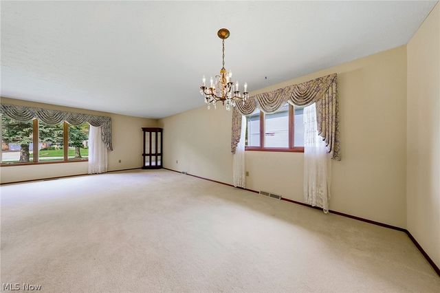 9841 Applewood Drive, North Royalton, OH 44133