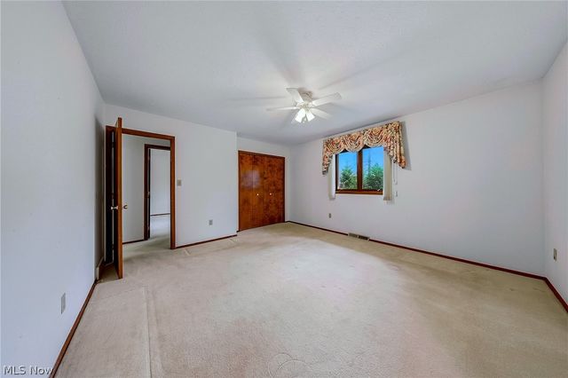 9841 Applewood Drive, North Royalton, OH 44133