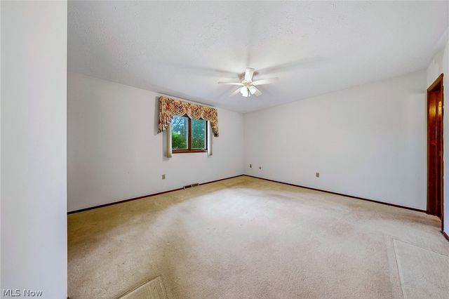 9841 Applewood Drive, North Royalton, OH 44133