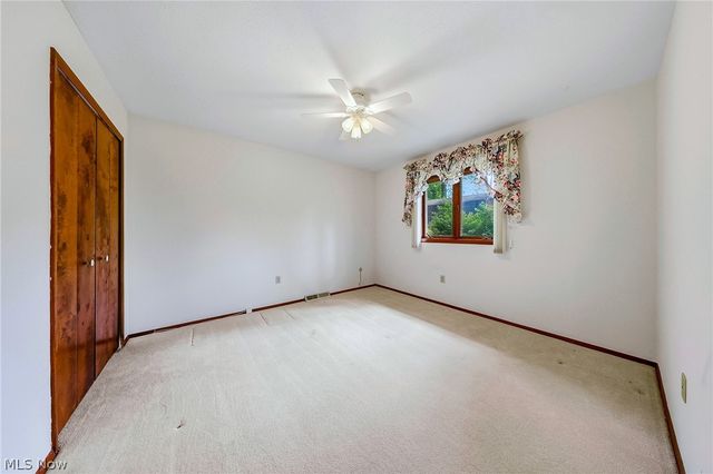 9841 Applewood Drive, North Royalton, OH 44133