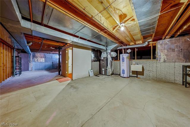 9841 Applewood Drive, North Royalton, OH 44133