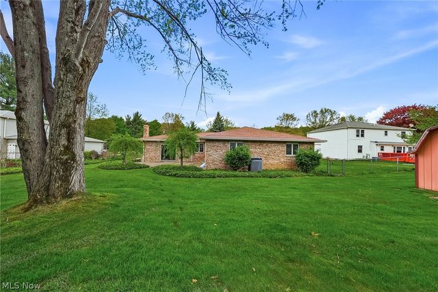 9841 Applewood Drive, North Royalton, OH 44133