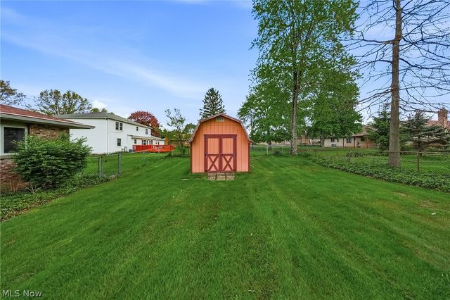 9841 Applewood Drive, North Royalton, OH 44133
