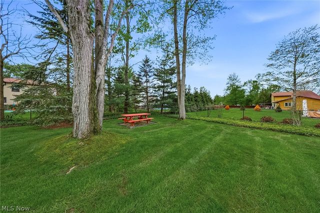 9841 Applewood Drive, North Royalton, OH 44133