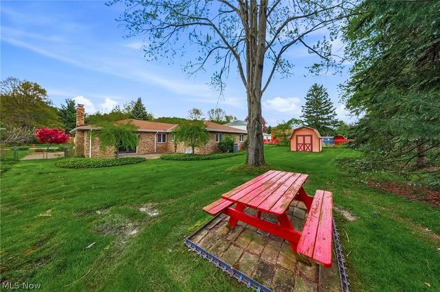 9841 Applewood Drive, North Royalton, OH 44133