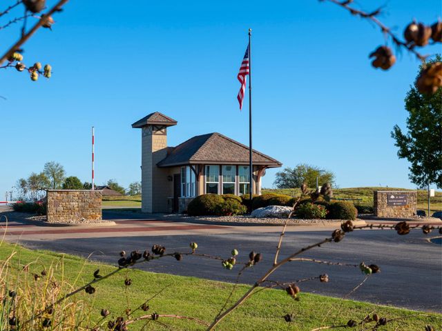 7520 St Andrews Court, Cleburne, TX 76033