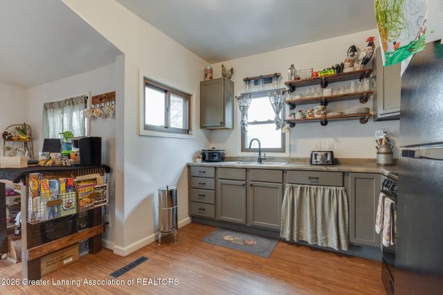 420 E Henry Street, Charlotte, MI 48813