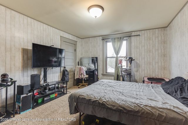 420 E Henry Street, Charlotte, MI 48813