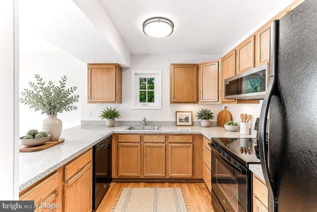 919 SAMANTHA CIR, Chester Springs, PA 19425