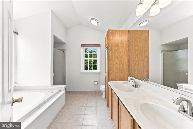 919 SAMANTHA CIR, Chester Springs, PA 19425