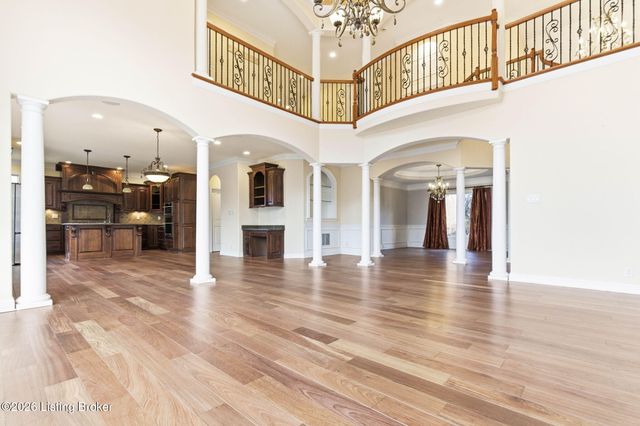 6115 Winkler Rd, Crestwood, KY 40014