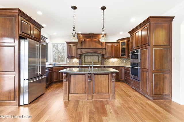 6115 Winkler Rd, Crestwood, KY 40014