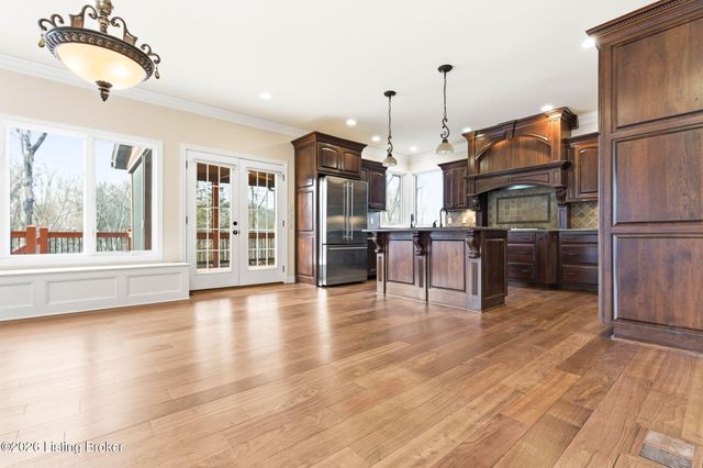 6115 Winkler Rd, Crestwood, KY 40014