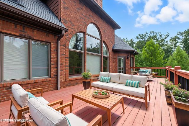 6115 Winkler Rd, Crestwood, KY 40014