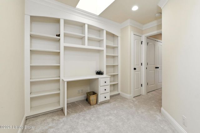 6115 Winkler Rd, Crestwood, KY 40014