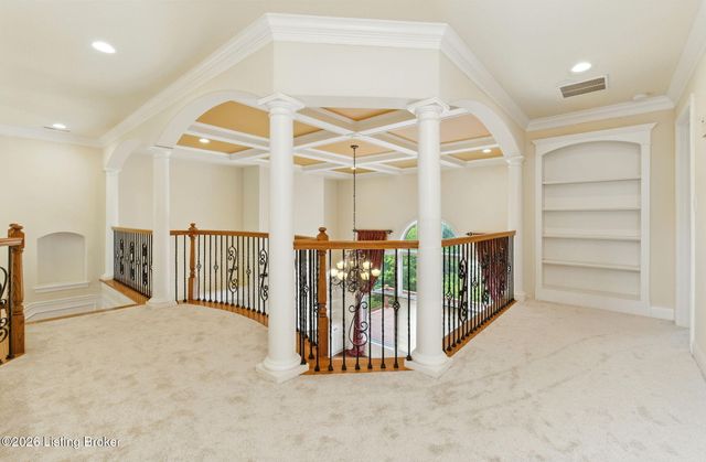 6115 Winkler Rd, Crestwood, KY 40014