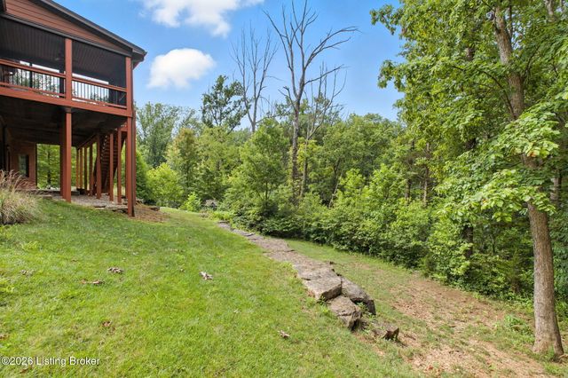 6115 Winkler Rd, Crestwood, KY 40014