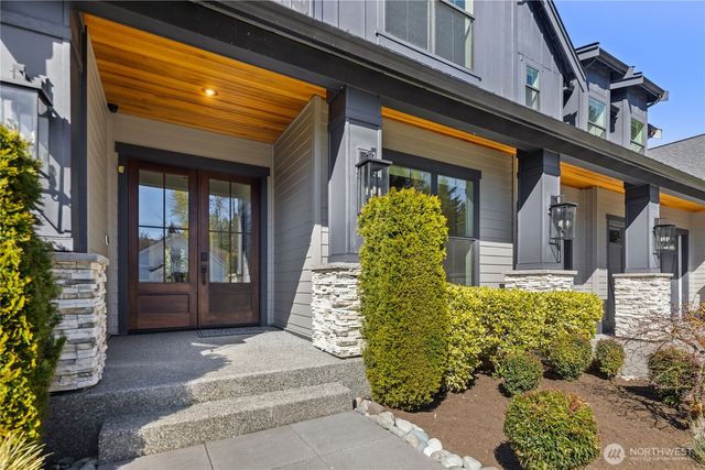 11688 NE 33rd St., Bellevue, WA 98005