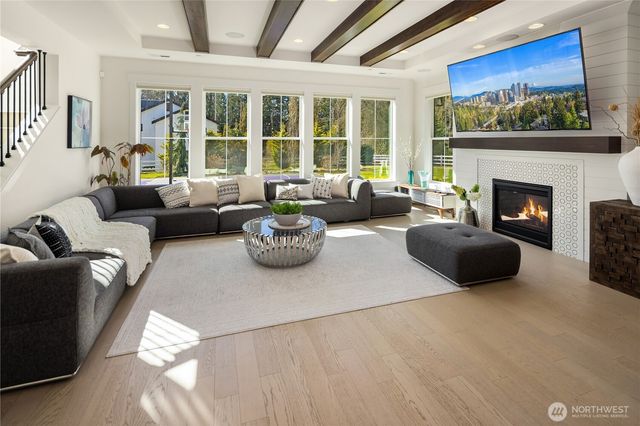11688 NE 33rd St., Bellevue, WA 98005