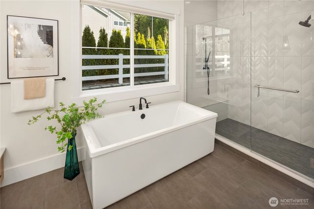 11688 NE 33rd St., Bellevue, WA 98005