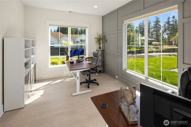 11688 NE 33rd St., Bellevue, WA 98005