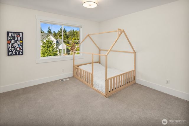 11688 NE 33rd St., Bellevue, WA 98005
