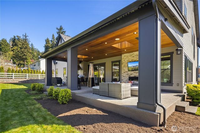 11688 NE 33rd St., Bellevue, WA 98005