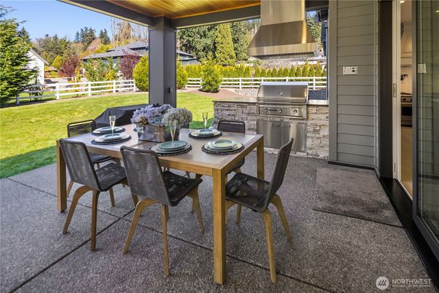 11688 NE 33rd St., Bellevue, WA 98005