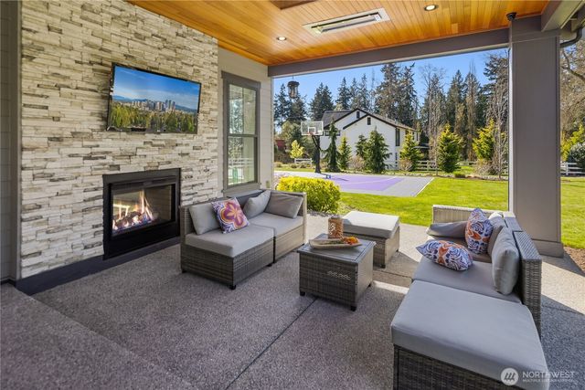 11688 NE 33rd St., Bellevue, WA 98005