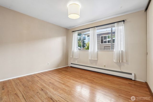 2352 49th Avenue SW, Seattle, WA 98116