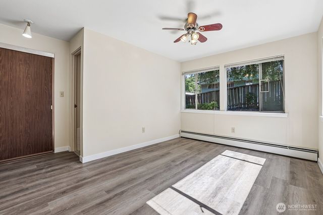 2352 49th Avenue SW, Seattle, WA 98116