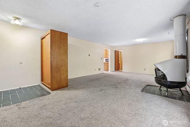 2352 49th Avenue SW, Seattle, WA 98116