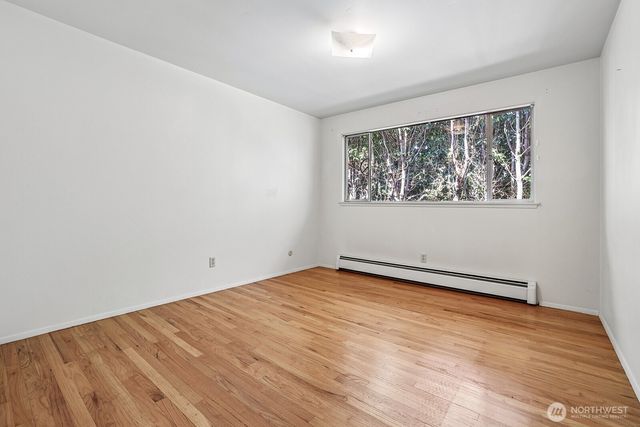 2352 49th Avenue SW, Seattle, WA 98116