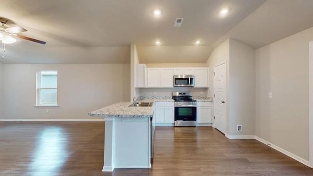 534 W Bluebird Street, Gardner, KS 66030