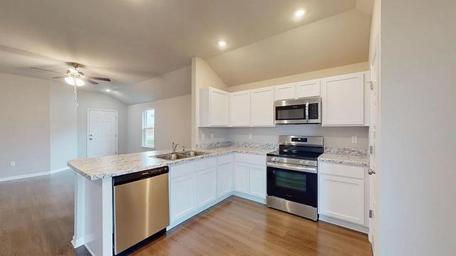 534 W Bluebird Street, Gardner, KS 66030