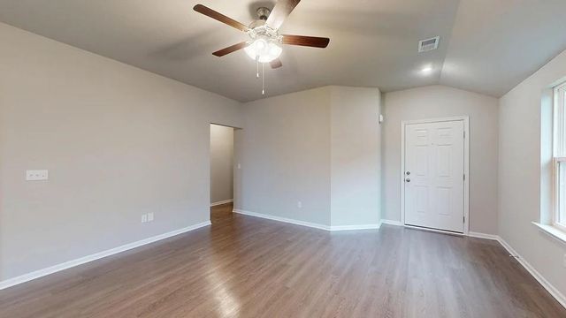 534 W Bluebird Street, Gardner, KS 66030