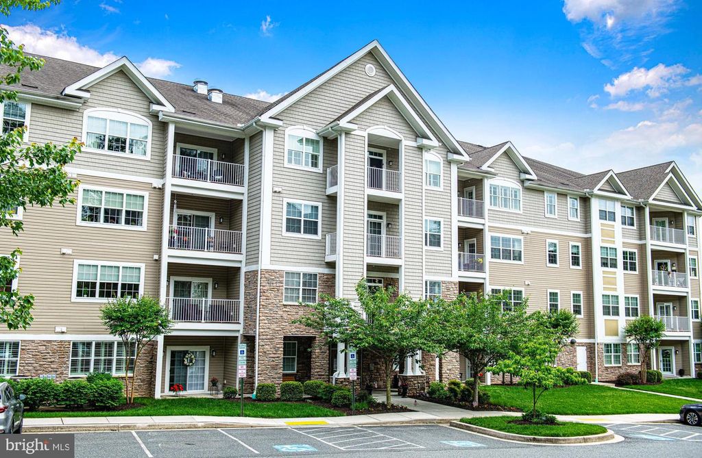 Image 3 of property listing at 901 MACPHAIL WOODS XING #4B, Bel Air, MD 21015