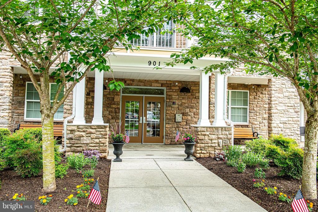 Image 4 of property listing at 901 MACPHAIL WOODS XING #4B, Bel Air, MD 21015