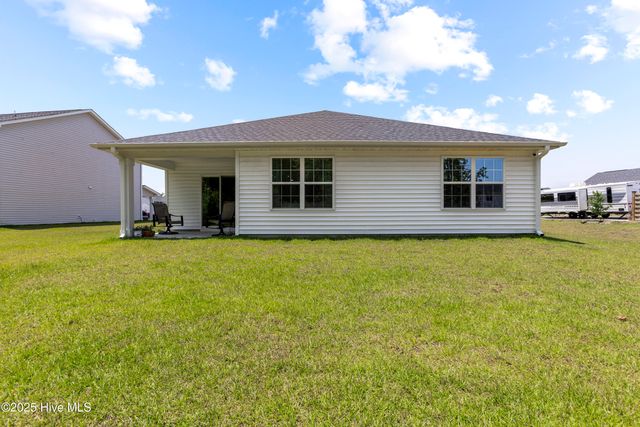 1123 Carteret Manor Drive, Jacksonville, NC 28546