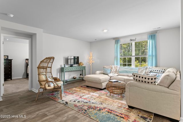 1123 Carteret Manor Drive, Jacksonville, NC 28546