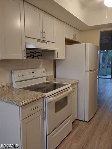 4705 SE 4th PL 2, Cape Coral, FL 33904