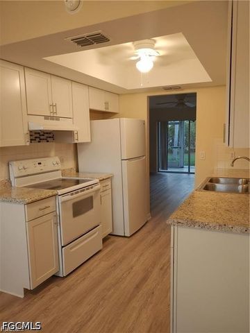 4705 SE 4th PL 2, Cape Coral, FL 33904