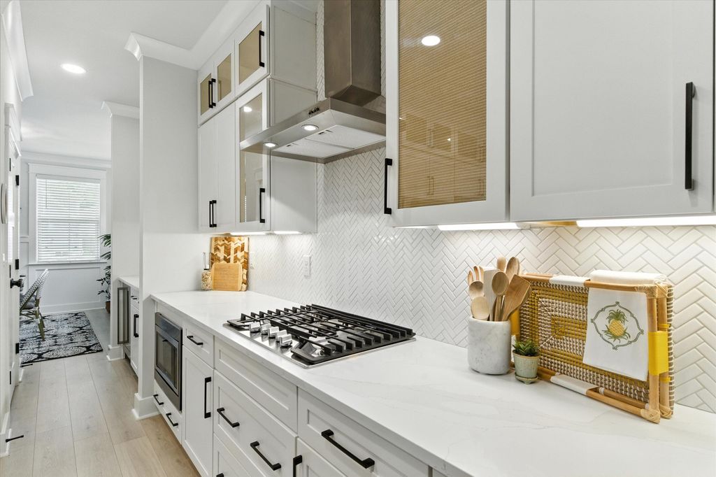 Image 22 of property listing at 142 Boots Branch Road, Summerville, SC 29485