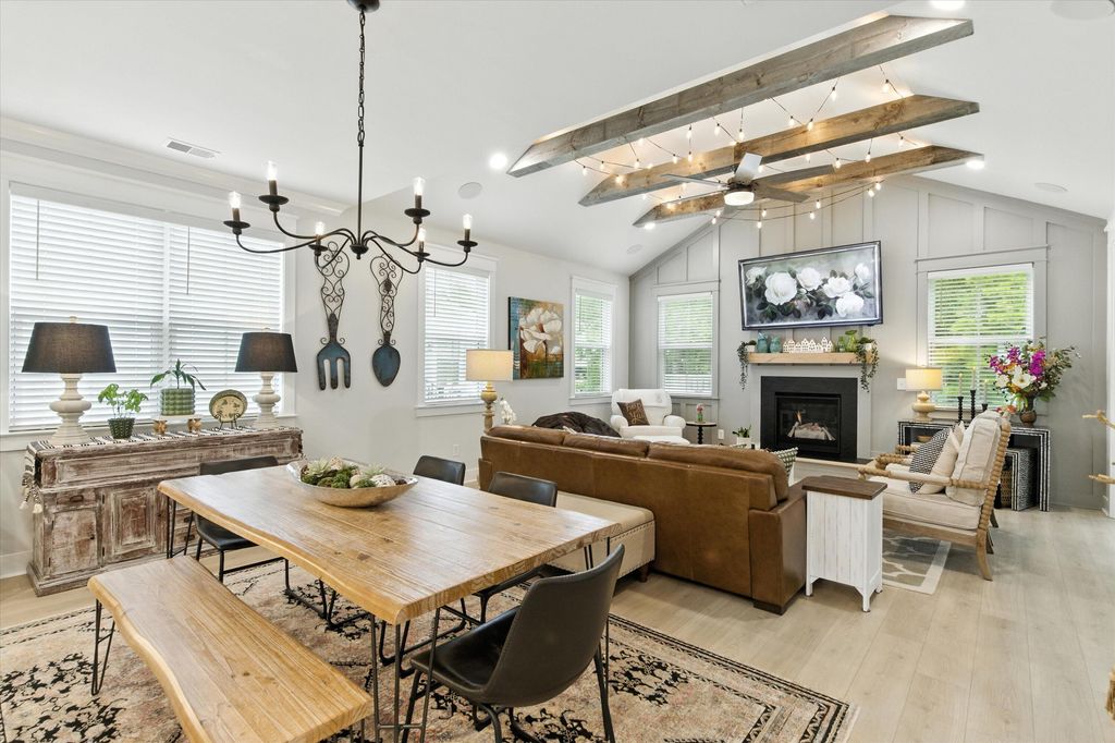 Image 23 of property listing at 142 Boots Branch Road, Summerville, SC 29485