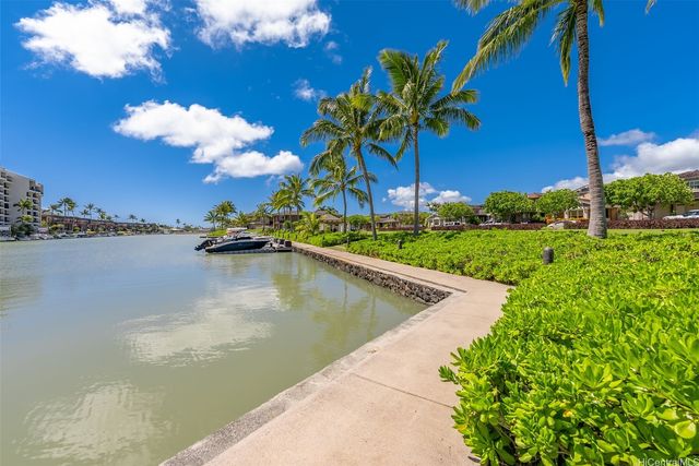 520 Lunalilo Home Road 7216, Honolulu, HI 96825