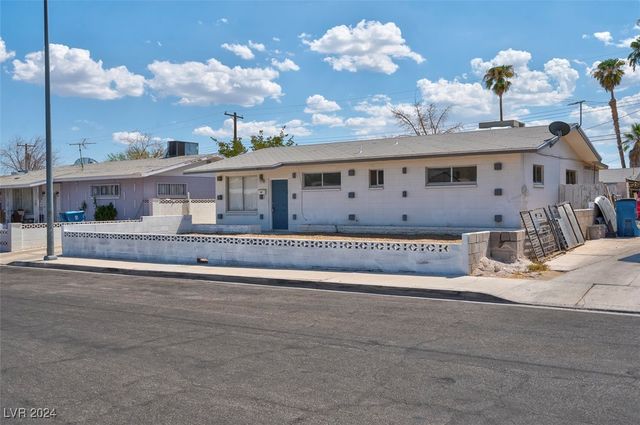 4313 El Conlon Avenue, Las Vegas, NV 89102