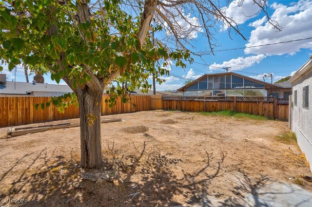 4313 El Conlon Avenue, Las Vegas, NV 89102