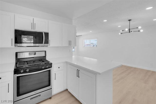 4313 El Conlon Avenue, Las Vegas, NV 89102